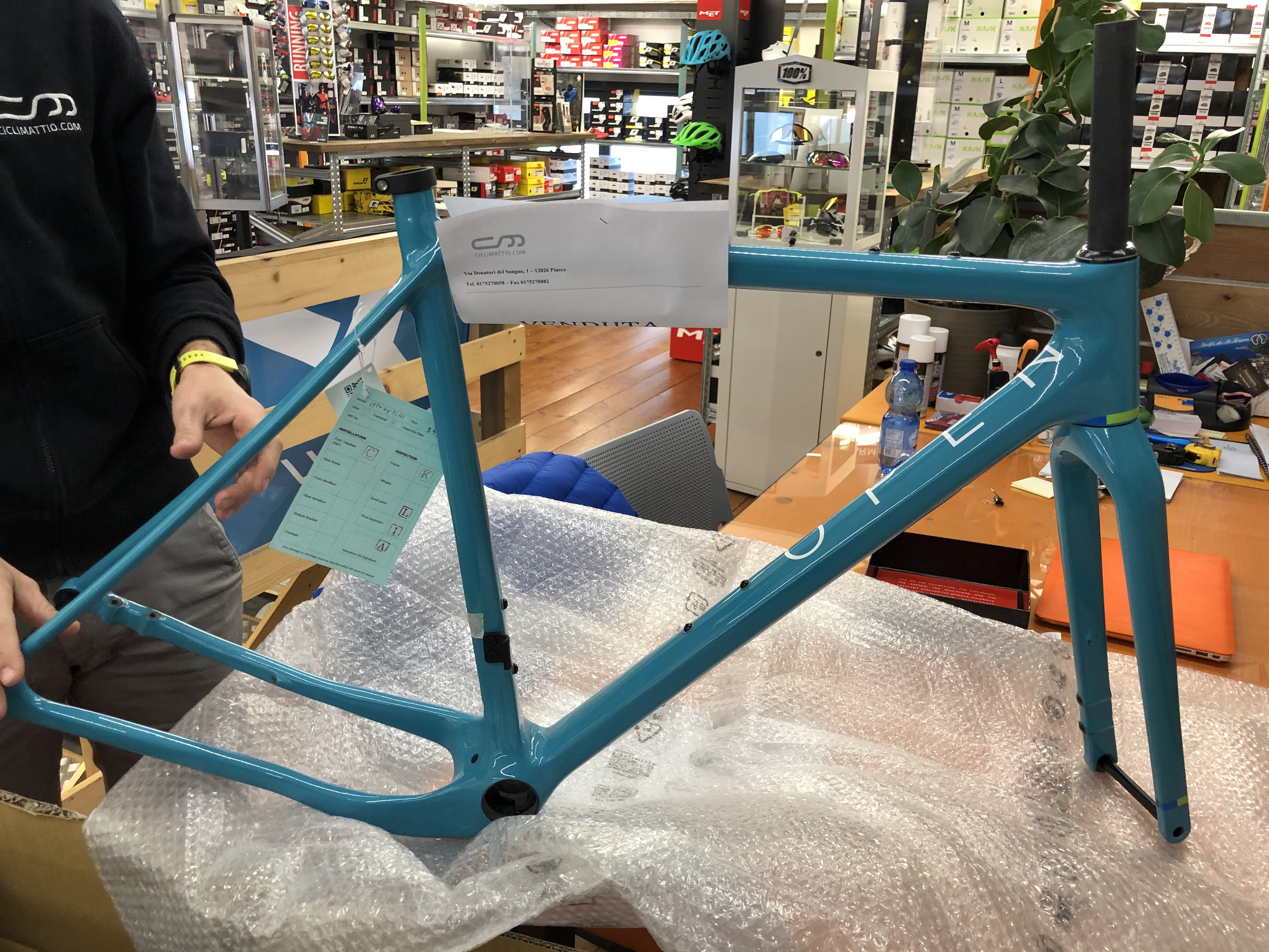 Open UP serie speciale in colorazione originale Yeti. What else? 